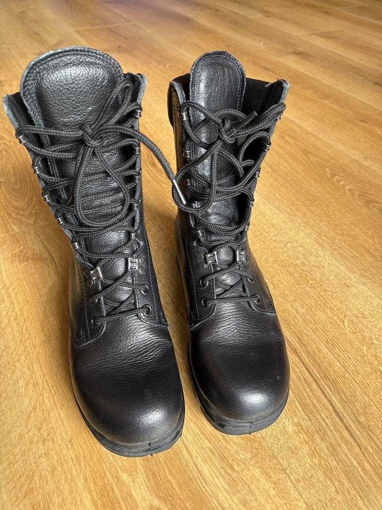 Bata KL M90 M400 Legerkisten  Maat 41 (Zo goed als nieuw), Ophalen of Verzenden, Zo goed als nieuw, Zwart, Werkschoenen
