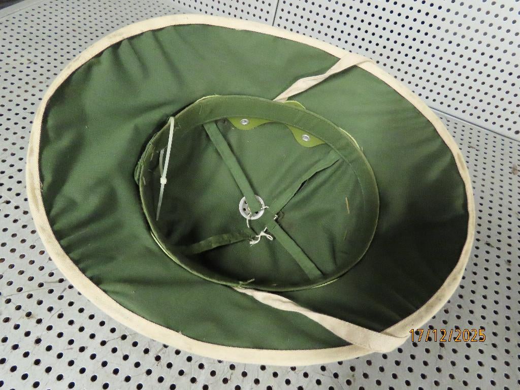 Tropenhelm Helm Russisch Stoffen helm Rusland, Overige gebieden, Ophalen of Verzenden, Landmacht, Helm of Baret