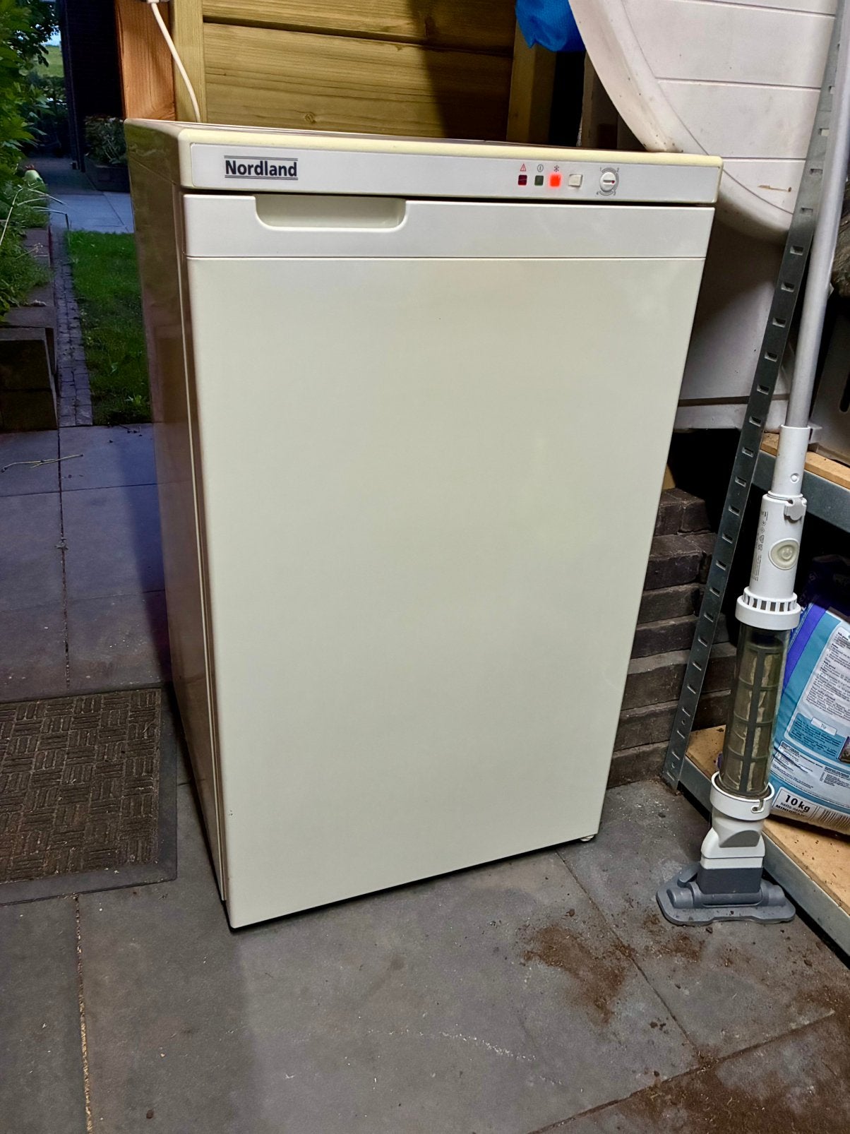 Nordland tafelmodel vriezer 4 laden met superfrost, Witgoed en Apparatuur, Vriezers en Diepvrieskisten, Gebruikt, Minder dan 85 cm
