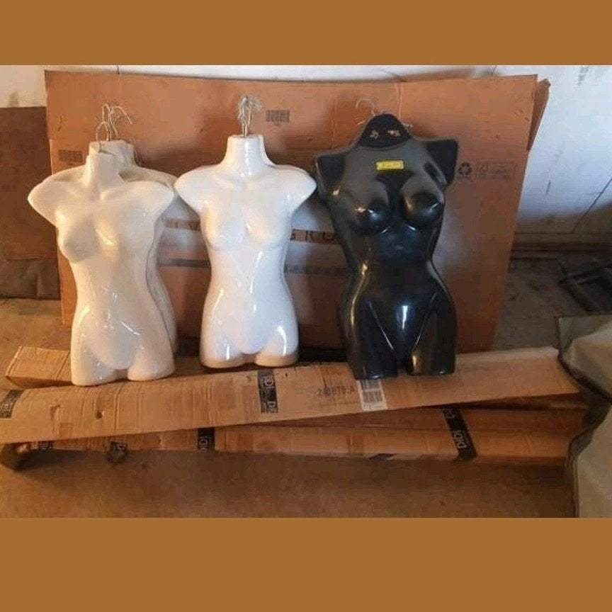 Partij hangende pospop moet weg, Kleding | Dames, Ophalen of Verzenden, Hout