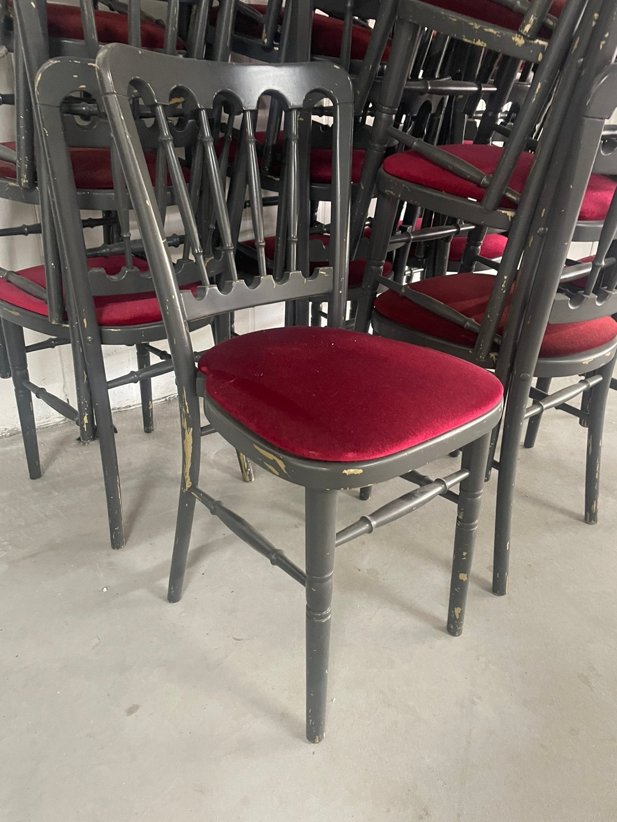 26x Napoleon Stoelen Stapelbaar Grijs, Gebruikt, Ophalen of Verzenden, X, Grijs