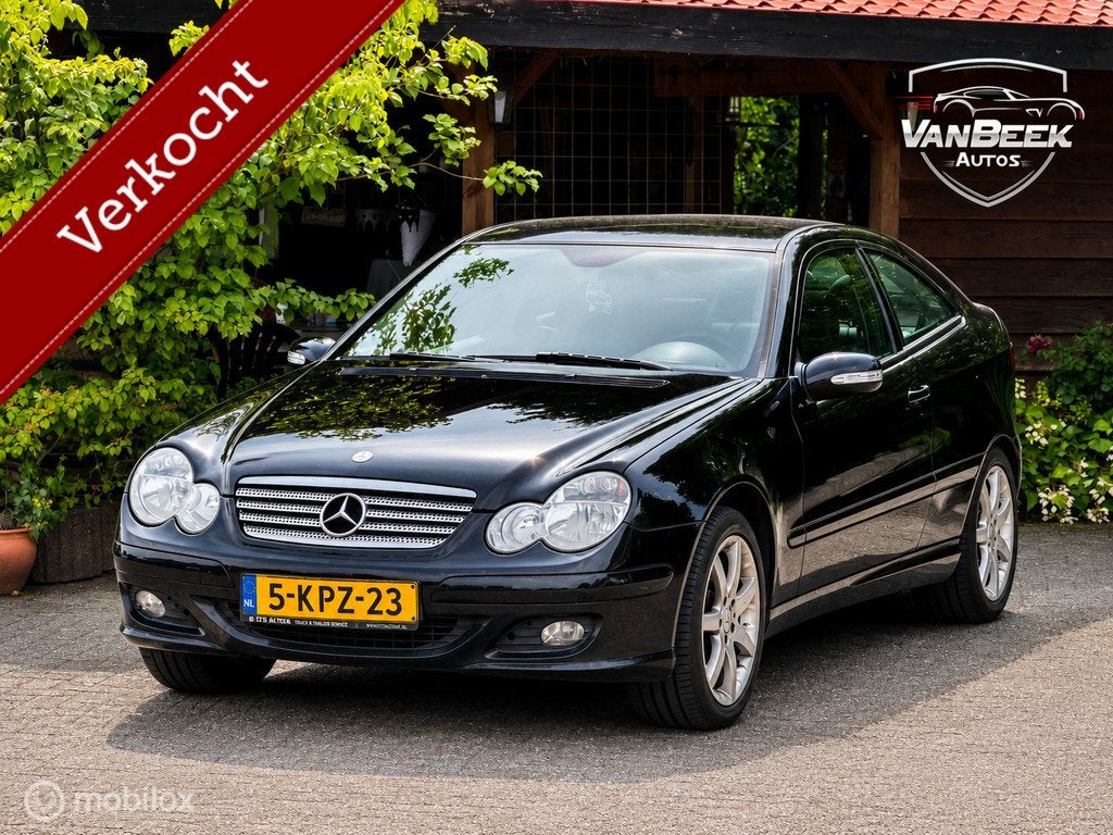 Mercedes C-klasse Sportcoupé 200 CDI, Auto's, Mercedes-Benz, Automaat, 745 kg, Achterwielaandrijving, Gebruikt