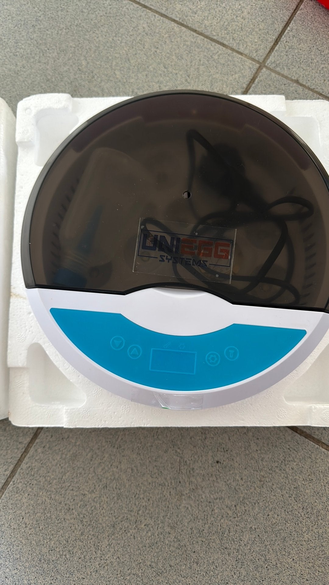 Broedmachine Uniegg, Dieren en Toebehoren, Pluimvee | Toebehoren, Ophalen of Verzenden, Zo goed als nieuw, Broedmachine