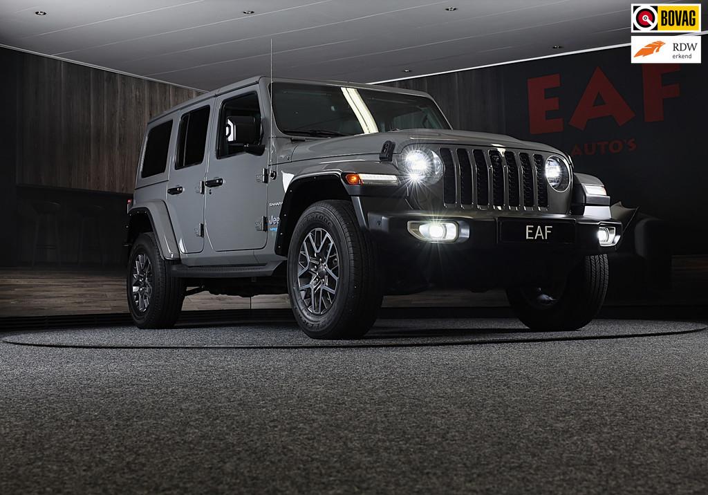 Jeep Wrangler Unlimited 4xe 380 Sahara / 360 Camera / Leder, Auto's, Automaat, Lichtsensor, Zwart, 4 cilinders