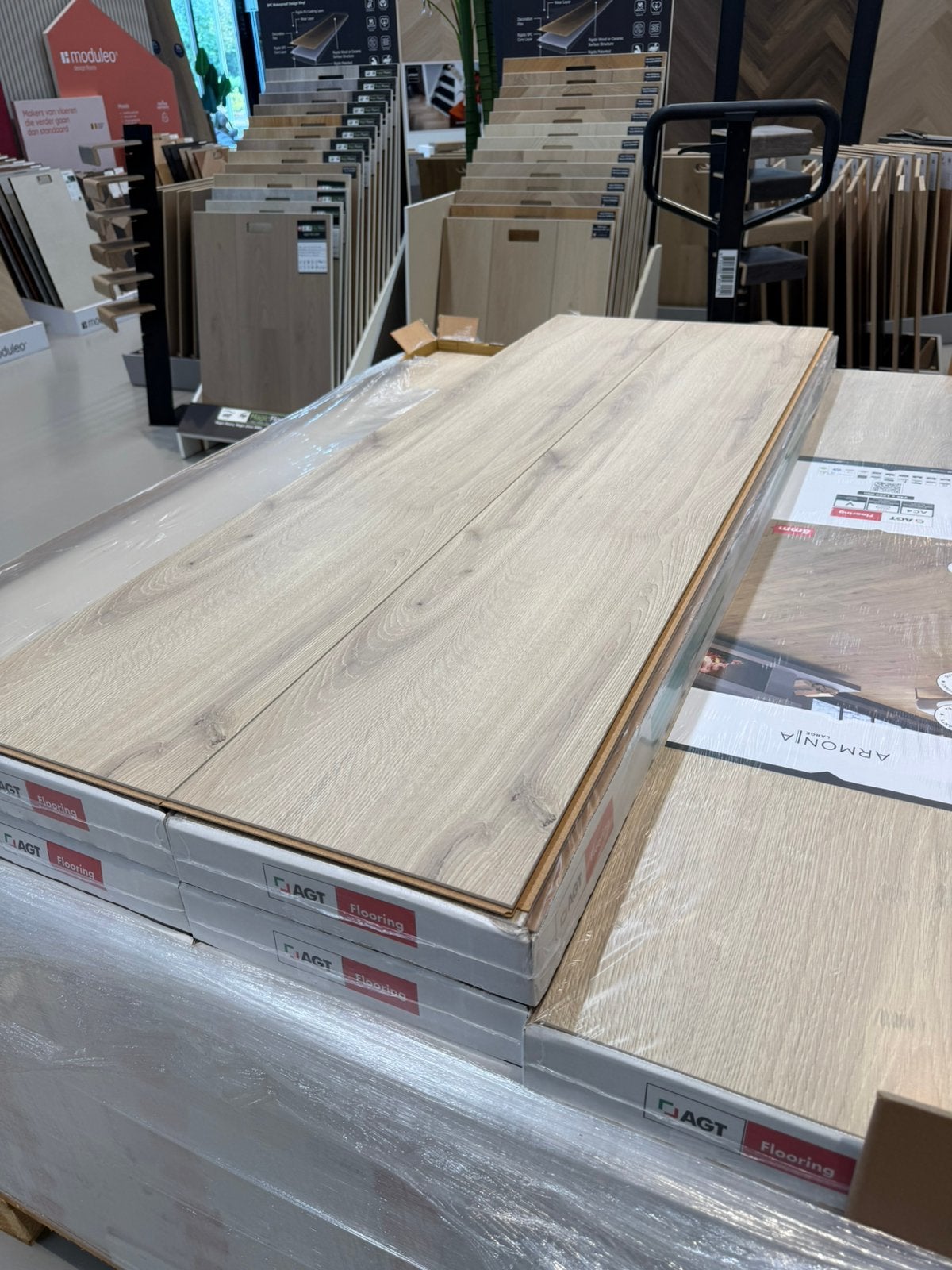 Laminaat 8mm Waterbestendig, Ophalen, 75 m² of meer, Nieuw, Klik laminaat 8mm waterbestendig