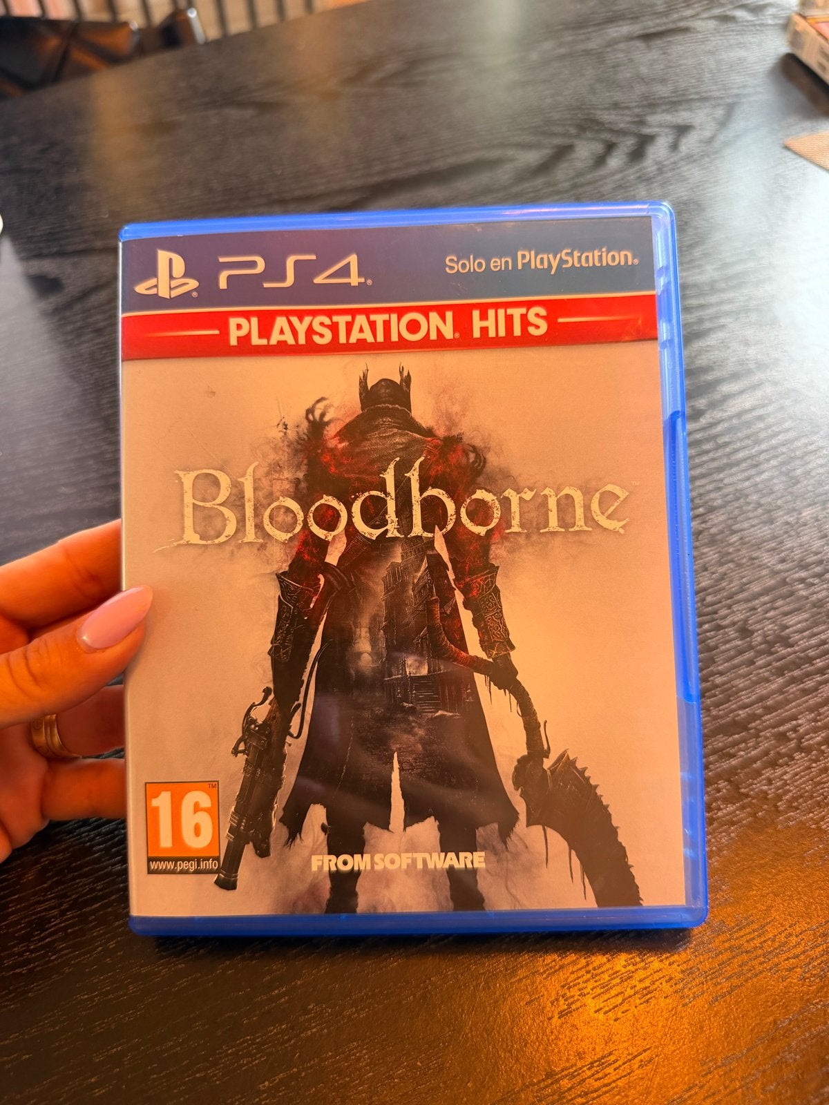 Bloodborne PS4 - PlayStation Hits, 1 speler, Ophalen of Verzenden, Zo goed als nieuw, Role Playing Game (Rpg)