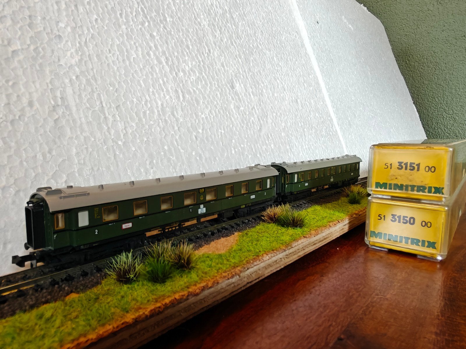 Minitrix N #3150/#3151 4 assige sneltreinwagon 2 stuks ovp, Gelijkstroom, Trix, Wagon, Ophalen of Verzenden