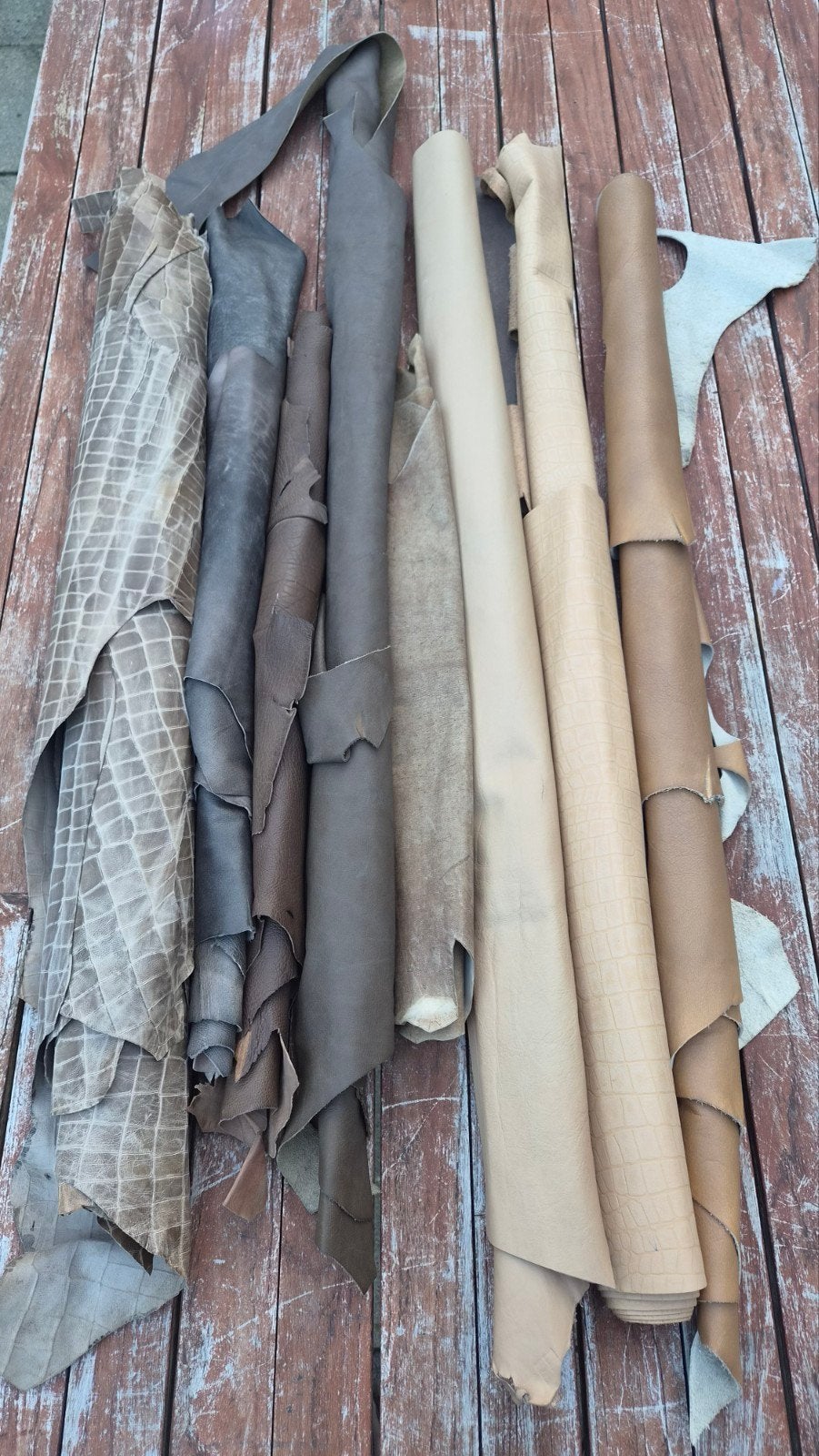 Diverse leersoorten en kleuren - ideaal voor hobbyisten, Hobby en Vrije tijd, Ophalen, Gebruikt, Meerkleurig, Leer of Kunstleer