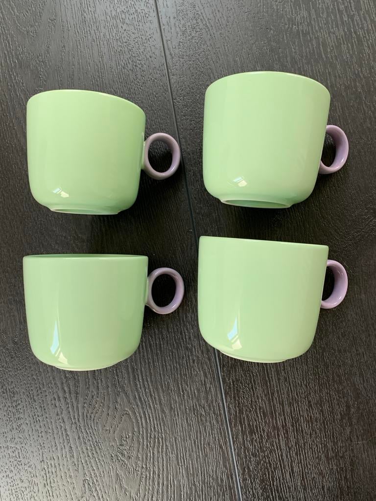 Iittala Play design mok 4x mint/lila 0,35L van €110 nu €70, Huis en Inrichting, Keuken | Servies, Overige materialen, Nieuw, Ophalen of Verzenden