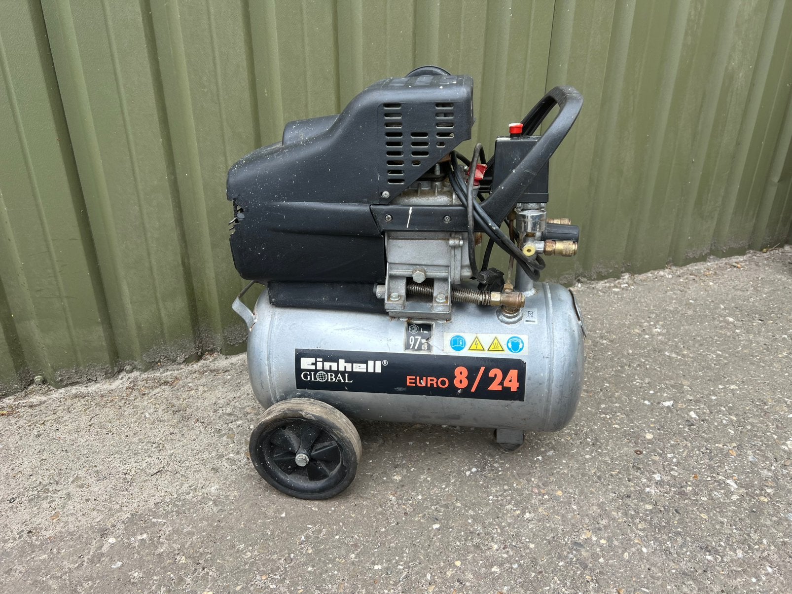 Einhell Global 8/24 compressor 230V 8 bar lucht, Ophalen, Gebruikt, 6 tot 10 bar, Minder dan 200 liter/min