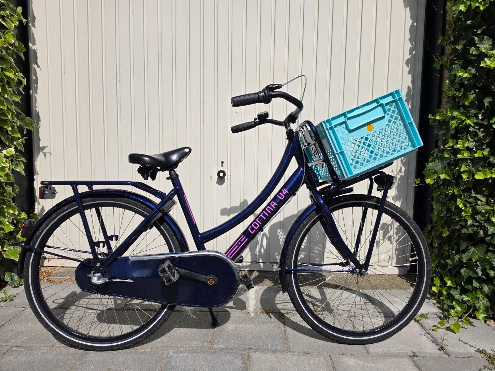 Cortina U4 mini 24 inchTransportfiets meisjes blauw, Fietsen en Brommers, Fietsen | Dames | Damesfietsen, Terugtraprem, Gebruikt