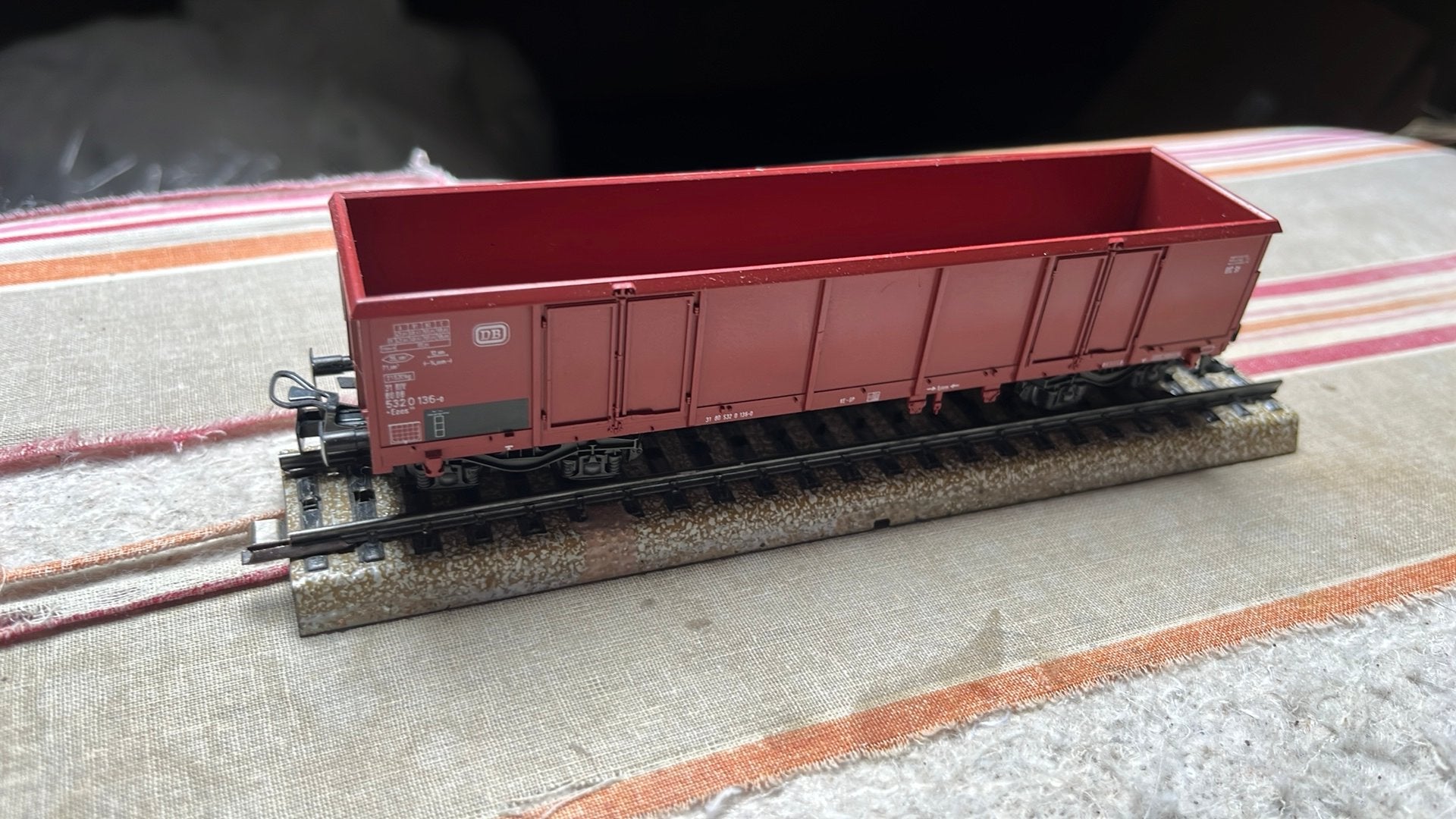Te koop lange hogebakwagon van marklin, Wisselstroom, Wagon, Ophalen of Verzenden, Zo goed als nieuw