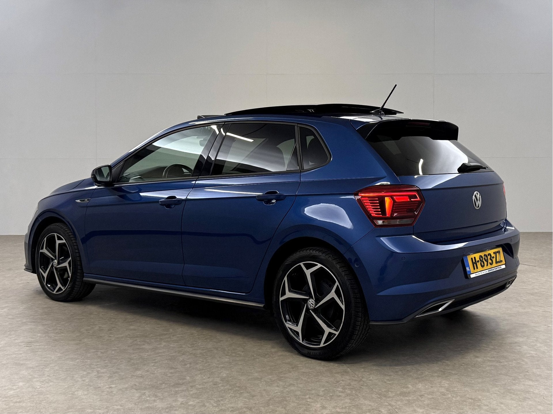 Volkswagen Polo 1.0 TSI R-line | Pano | Virtual | Carplay |, Stof, Gebruikt, Euro 6, Blauw