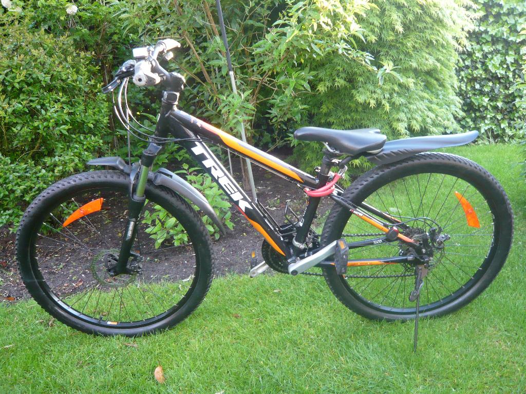 mooie stoere 26" -39cm alu TREK 3500 3x7 versn schijfremmen, Fietsen en Brommers, Fietsen | Jongens, Gebruikt, Versnellingen, Schijfrem