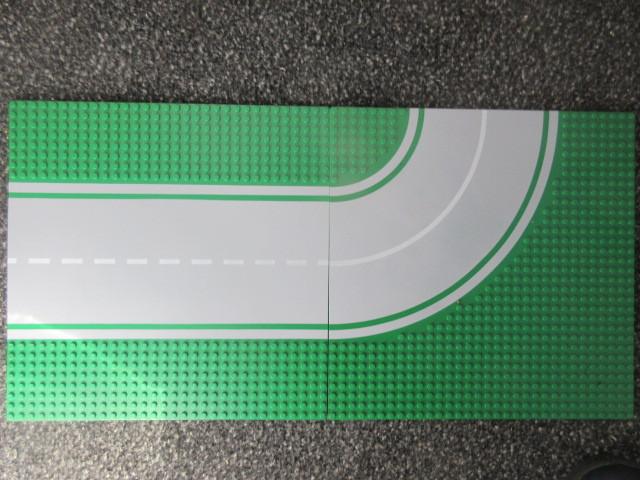 nr. 9661, 2 Lego straatplaten, wegenplaten.  ., Kinderen en Baby's, Speelgoed | Duplo en Lego, Ophalen of Verzenden, Zo goed als nieuw