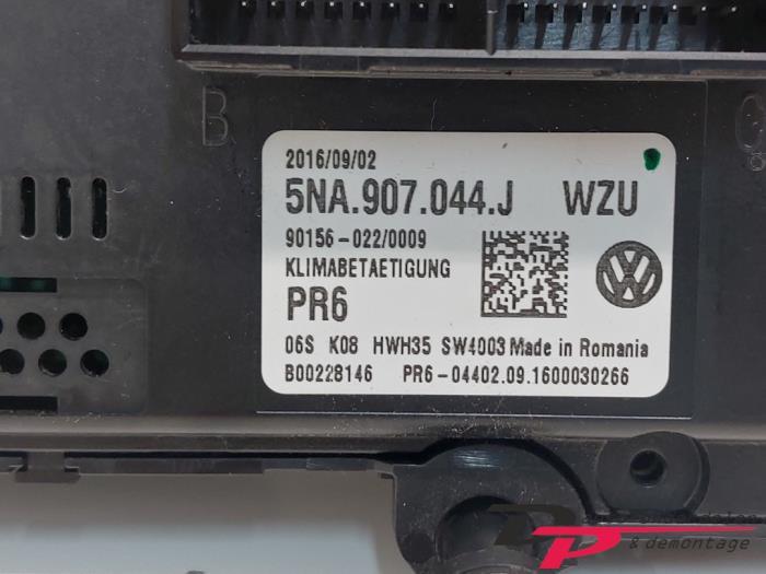 Kachel Bedieningspaneel van een Volkswagen Tiguan, Auto-onderdelen, Dashboard en Schakelaars, Gebruikt, -, Volkswagen, -