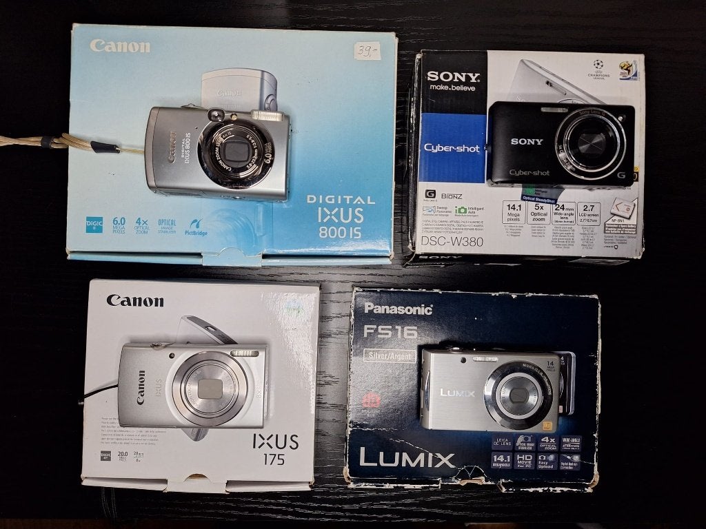 Kleine Collectie Digitale Fotocamera's [ Retro / Vintage ], Audio, Tv en Foto, Fotocamera's Digitaal, Accu, Verzenden, Canon, Zo goed als nieuw