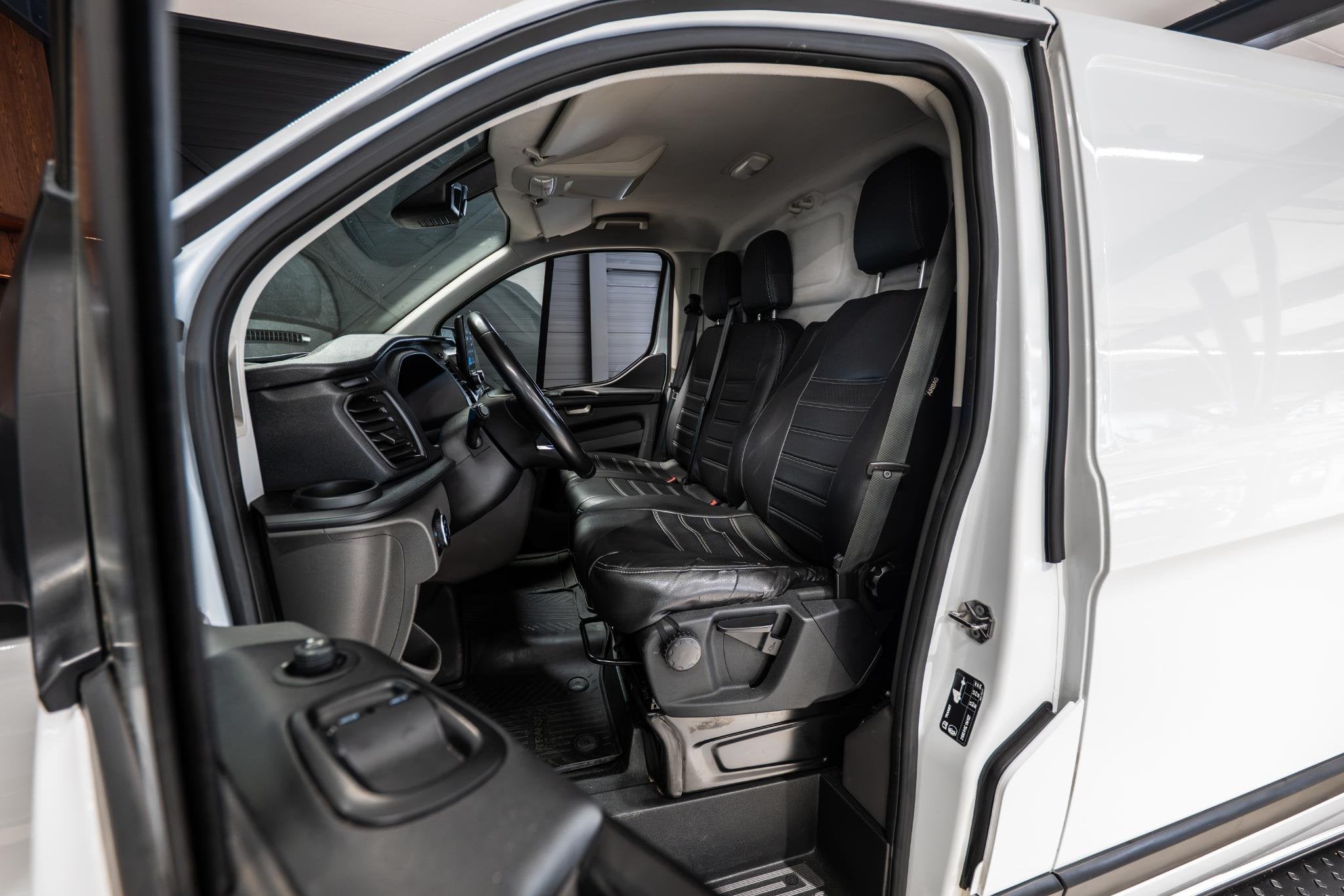Ford Transit Custom 300 2.0 TDCI L2H1 Trend Camera | Trekhaa, Auto's, Voorwielaandrijving, 15 km/l, 4 cilinders, 1991 kg
