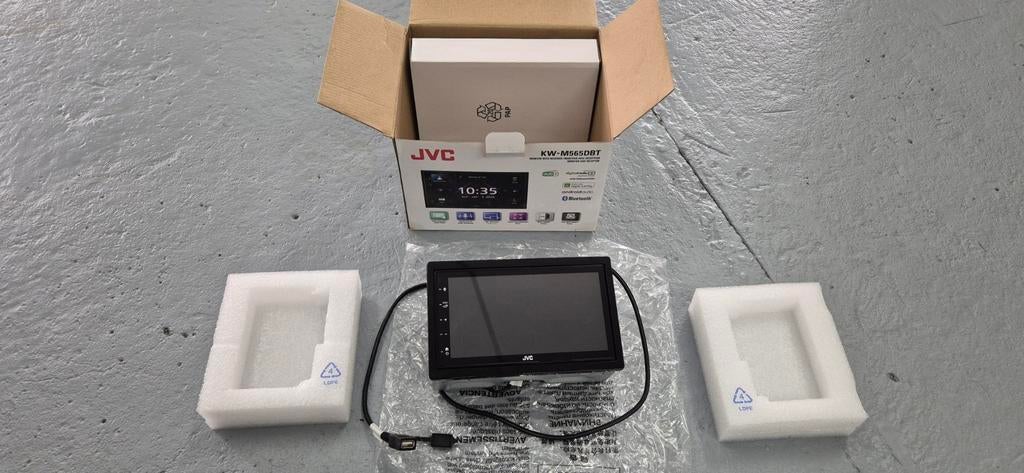 JVC KW-M565DBT Autoradio met Apple CarPlay & Android Auto, Auto diversen, Autoradio's, Zo goed als nieuw, Ophalen of Verzenden