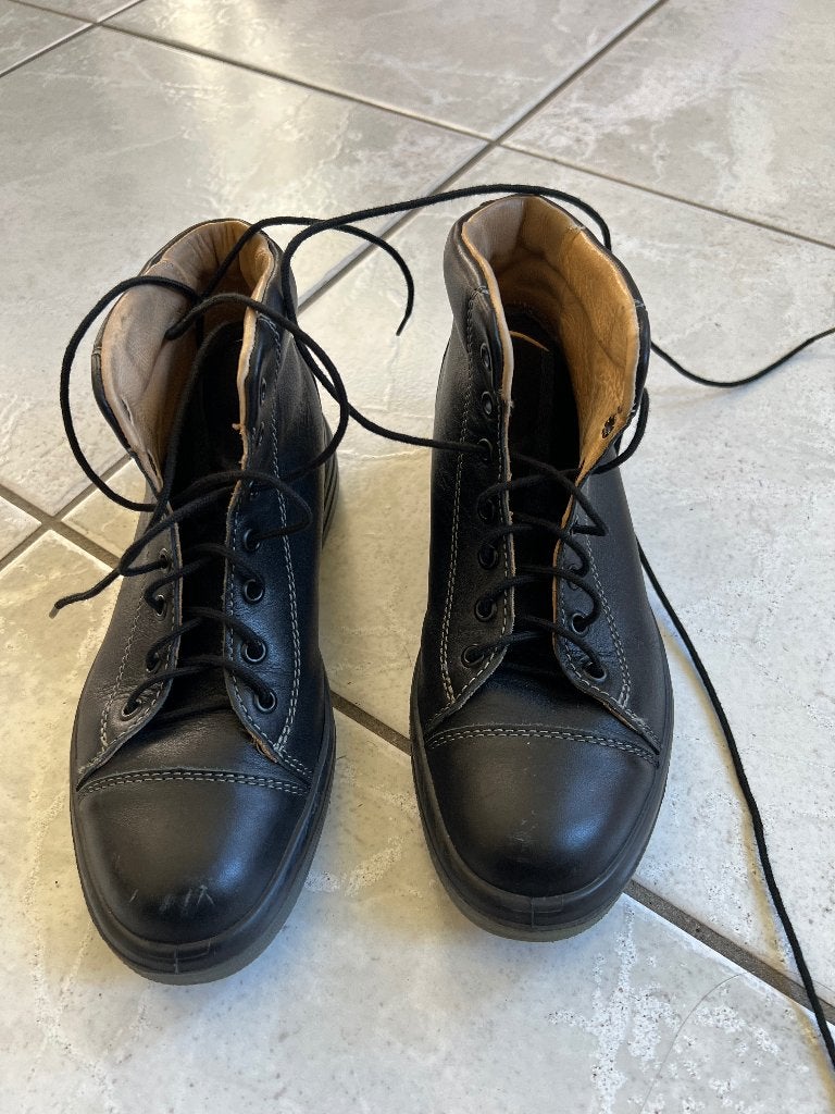 Z.G.A.N./ licht gedragen paar Elten werkschoenen maat 39, Verzenden, Zwart, Elten, Zo goed als nieuw