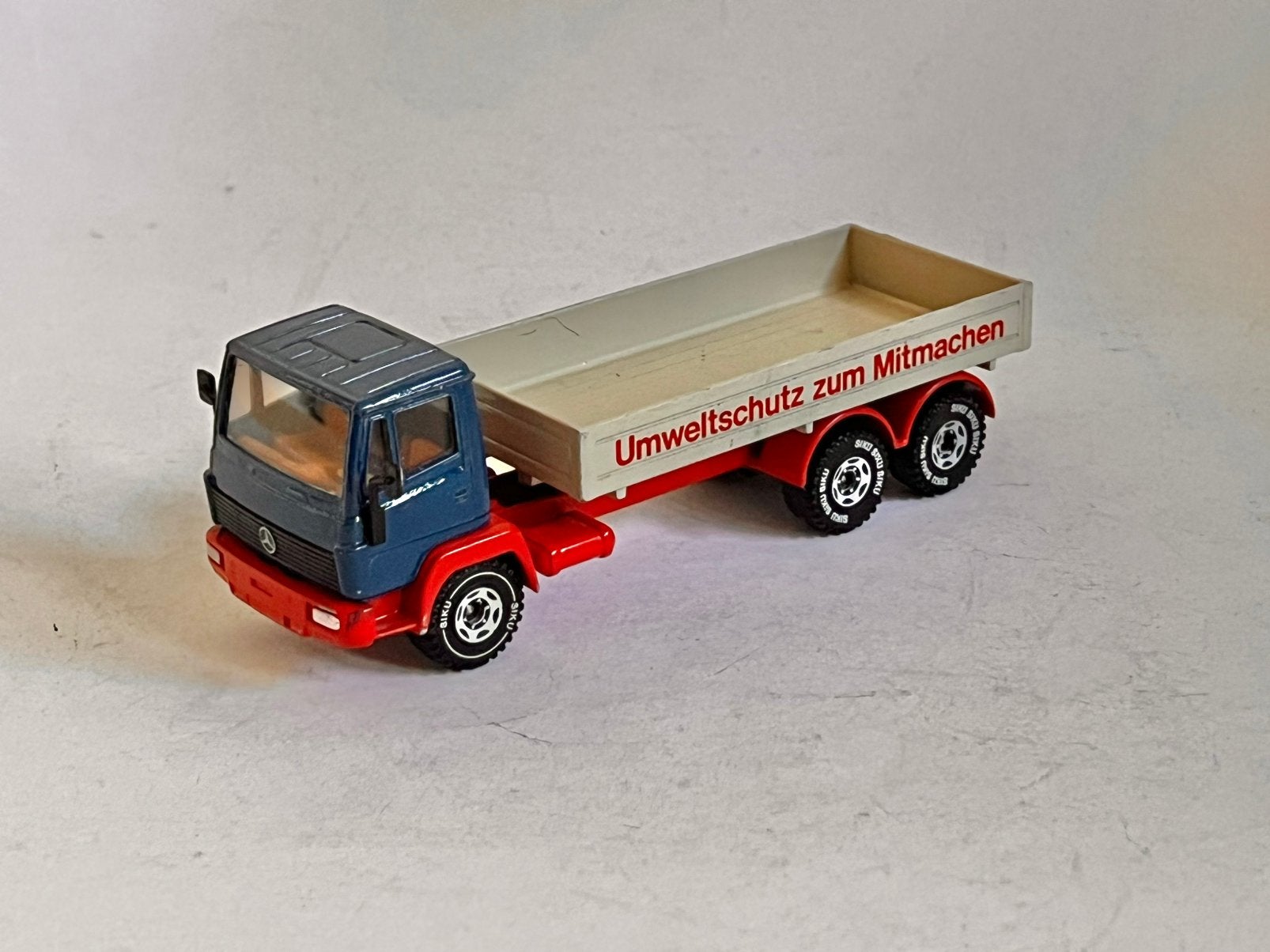 Mooie Siku Mercedes vrachtwagen., Ophalen of Verzenden, Gebruikt, Bus of Vrachtwagen, SIKU