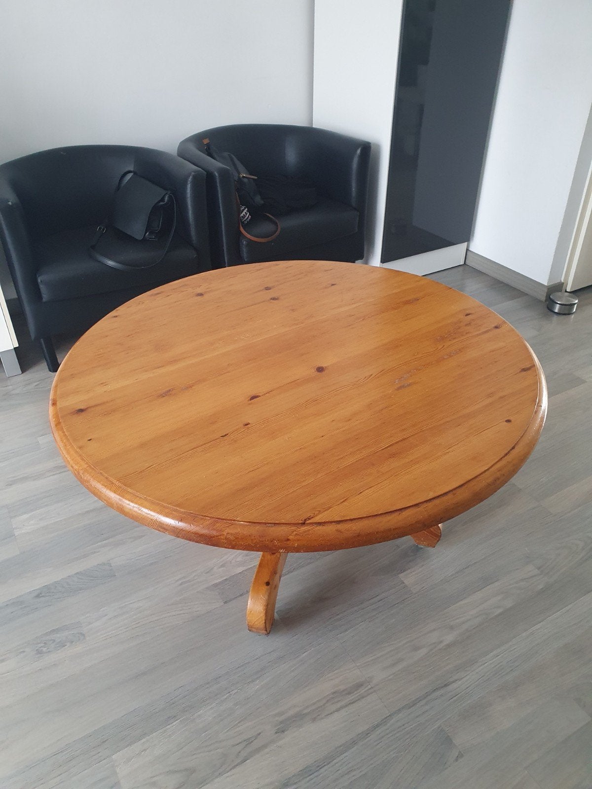 Te koop twee sedari met matrasen en 5 kussens., Gebruikt, 50 tot 100 cm, Rond, Minder dan 50 cm