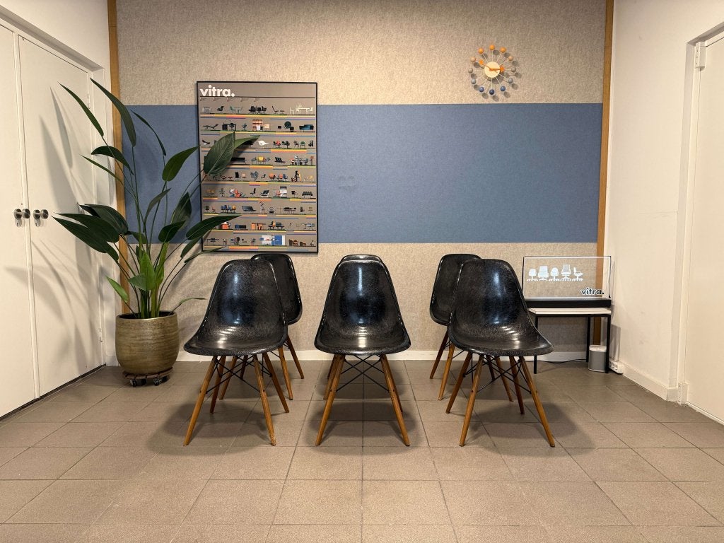 Herman Miller | Eames | DSW | Zwart Fiberglass | 6x, Huis en Inrichting, Gebruikt, Zwart, Herman Miller, Hout