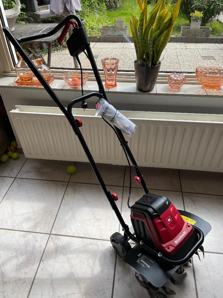 Tuinfrees, Ophalen, Zo goed als nieuw, Overige soorten, Einhell