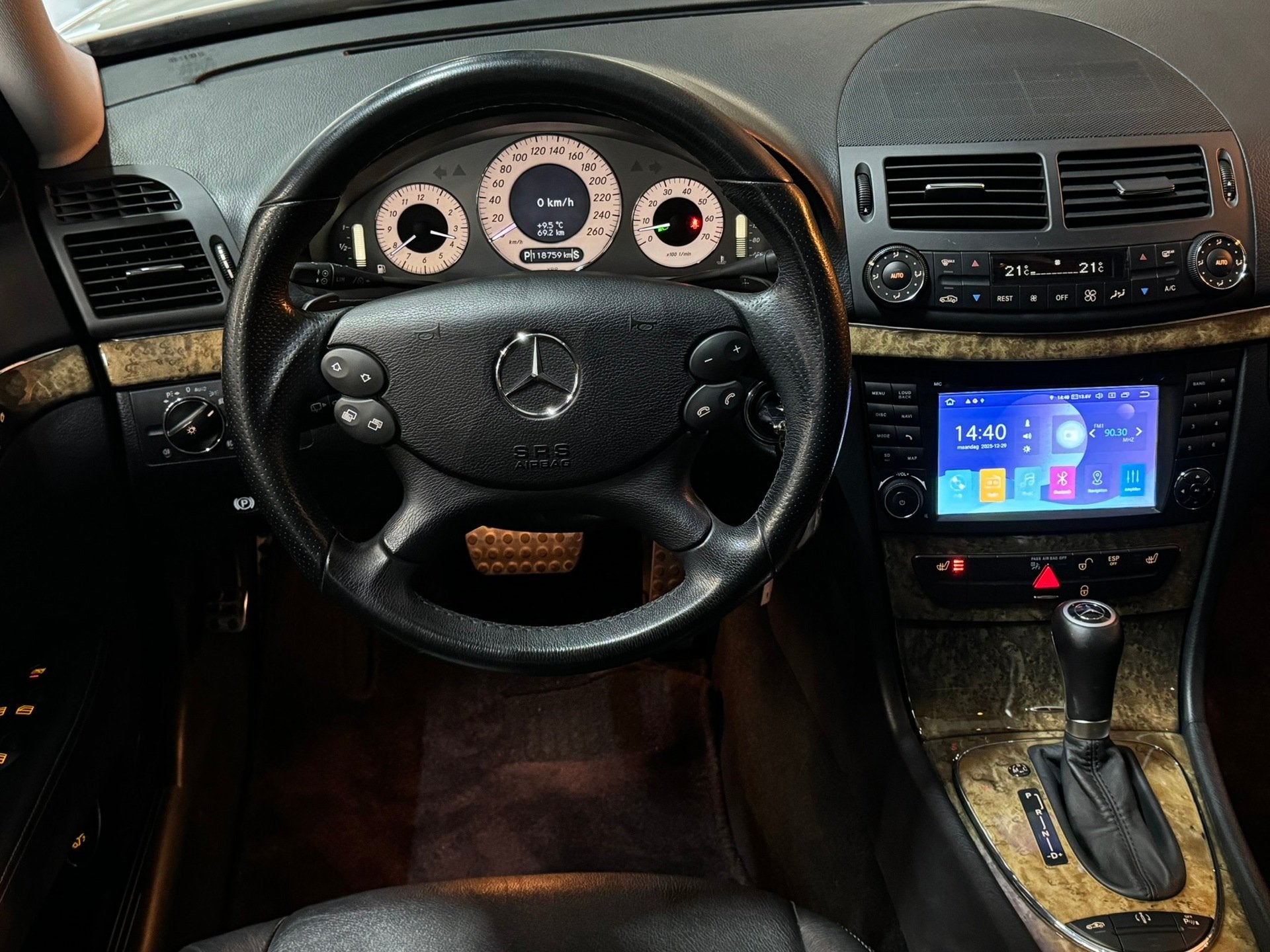 Mercedes-Benz E-klasse Estate E 550 AMG Avantgarde|Pano|Lede, Auto's, Mercedes-Benz, Automaat, Gebruikt, Wit, Leder