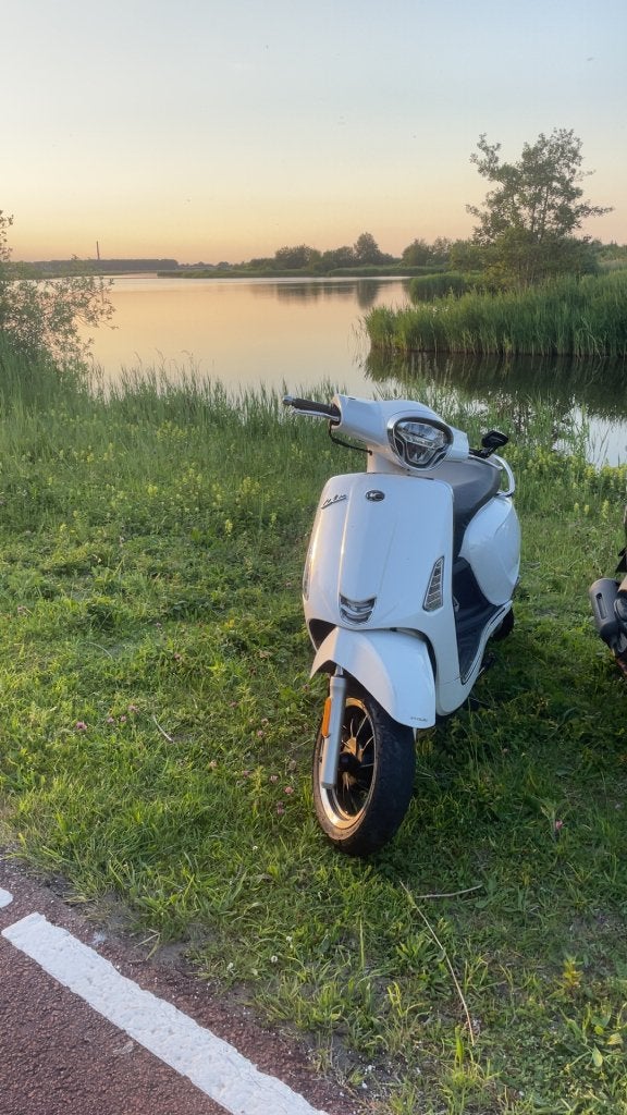 Kymco like 50, Fietsen en Brommers, Scooters | Kymco, Ophalen, Gebruikt, Maximaal 45 km/u, Like