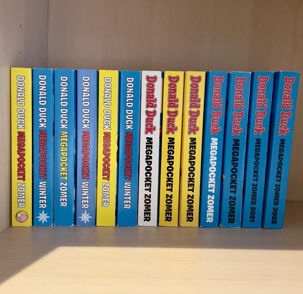 Prachtige set van 13 Donald Duck Mega pockets (zomer/winter), Meerdere stripboeken, Ophalen of Verzenden, Zo goed als nieuw, Donald Duck / Disney