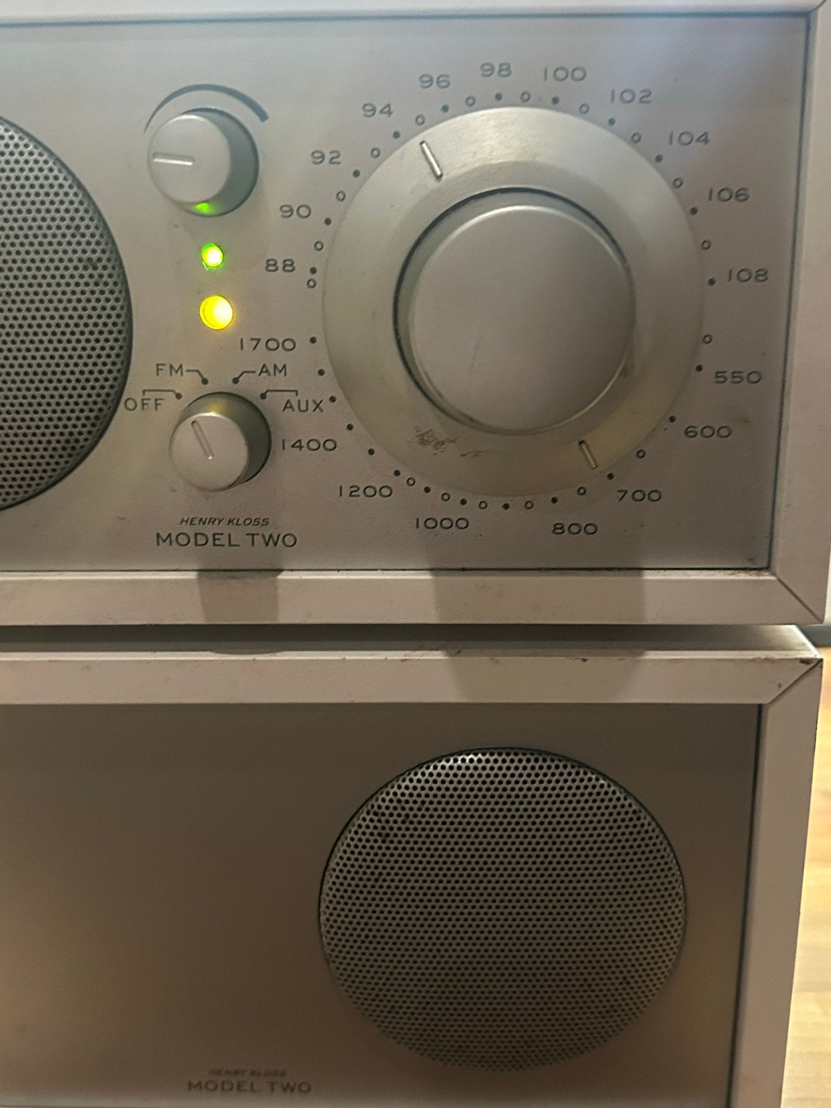 Tivoli Audio Henry Kloss Model Two Radio met externe speaker, Verzenden, Gebruikt, Radio