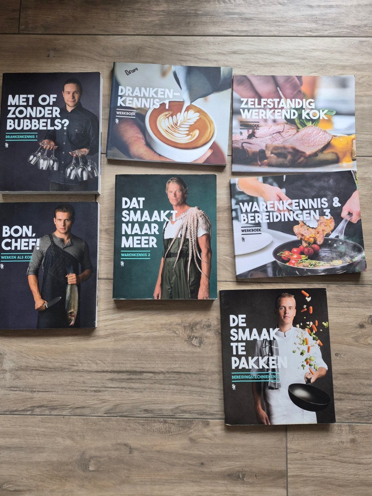 Kookboeken en werkboeken voor de horeca opleiding SVH, Gelezen, Overige typen, Diverse auteurs, Ophalen of Verzenden