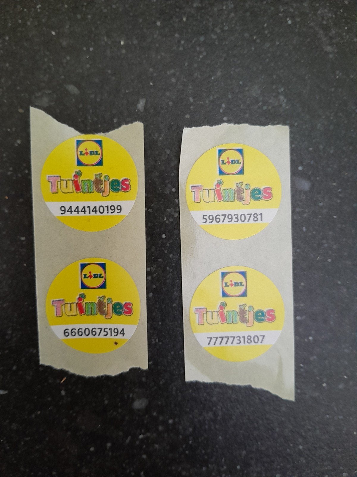 Tuintje zegels ~ 4 stuks ~ Lidl, Ophalen of Verzenden, Winkel, Super of Benzinepomp, Zegels, Bonnen of Punten