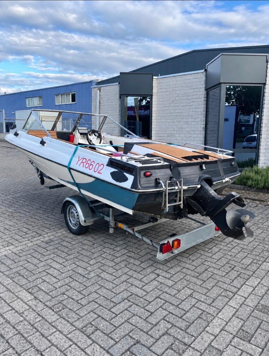 Opknap boot! 130pk volvo Penta. Lees beschrijving, Watersport en Boten, Ophalen, Gebruikt