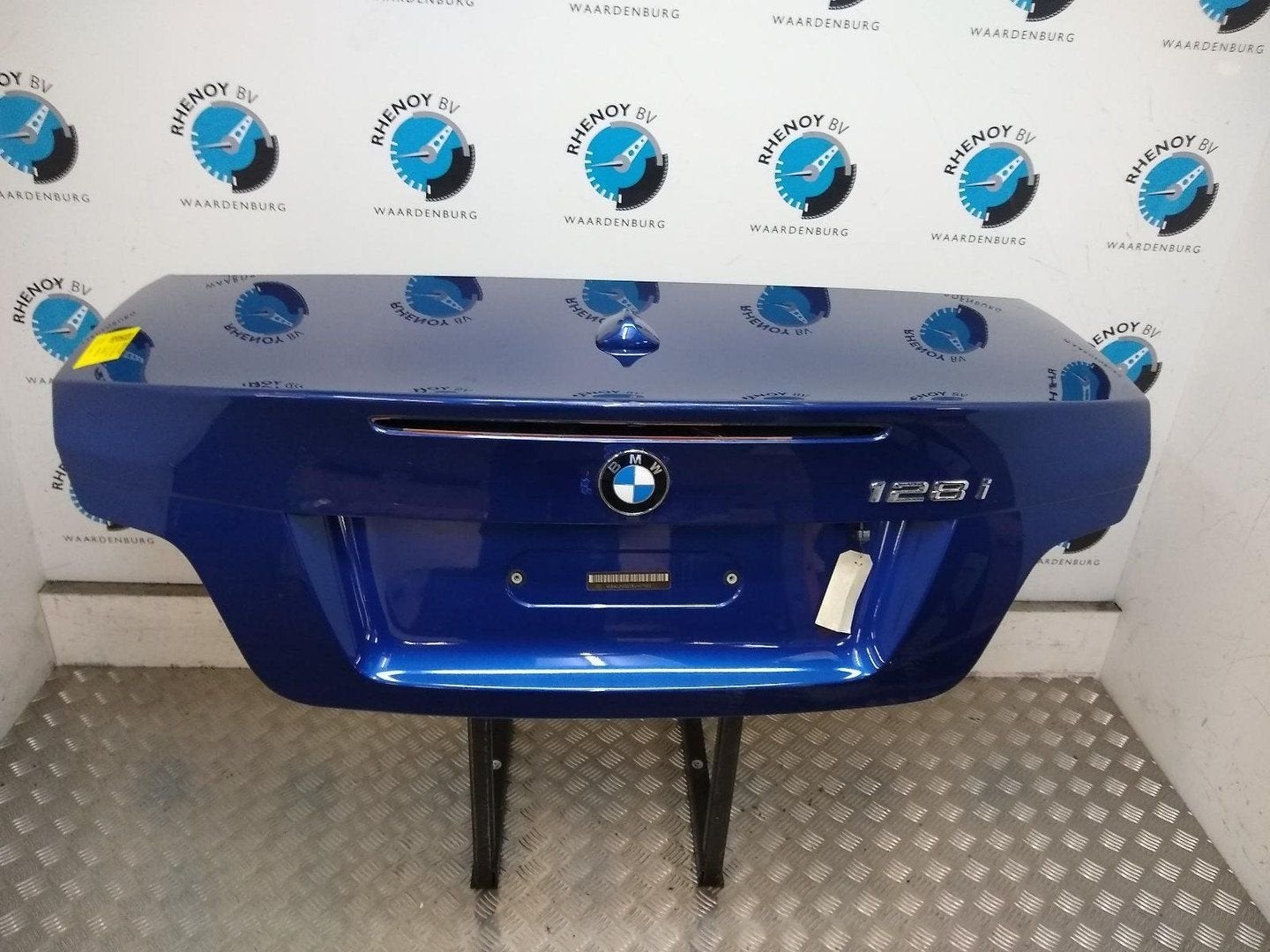BMW 1 SERIES 128I ACHTERKLEP 2008, Ophalen of Verzenden, Gebruikt, Stiba lid