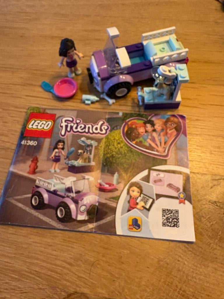 Lego Friends 41360 Emma's Mobiele Dierenkliniek, Ophalen of Verzenden, Zo goed als nieuw, Complete set, Lego
