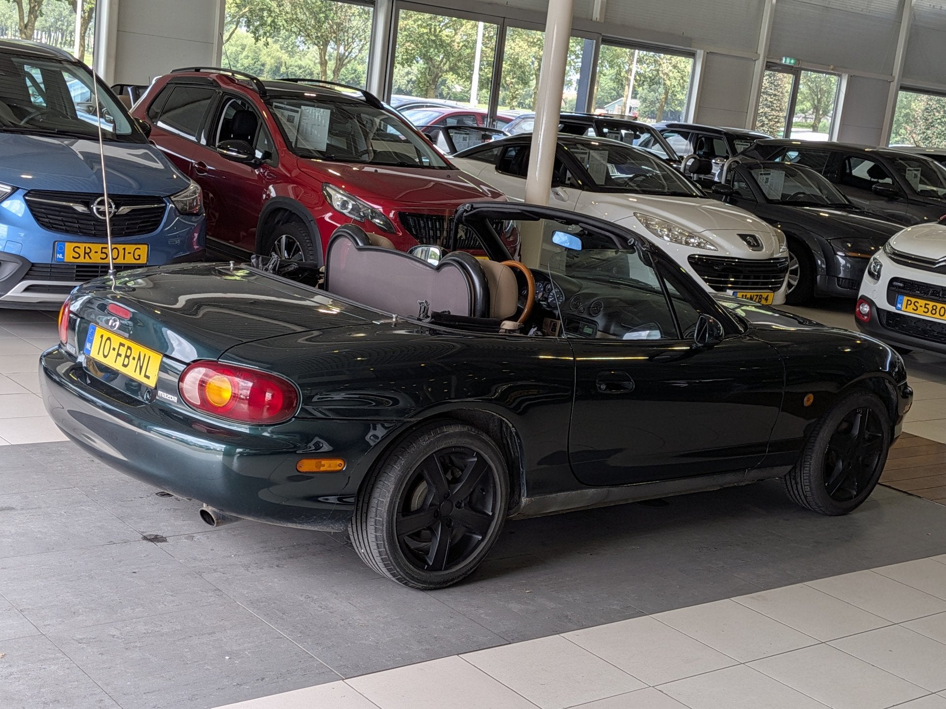 Mazda MX-5 1.6i Lederen interieur, Stuurbekrachtiging, foto 4