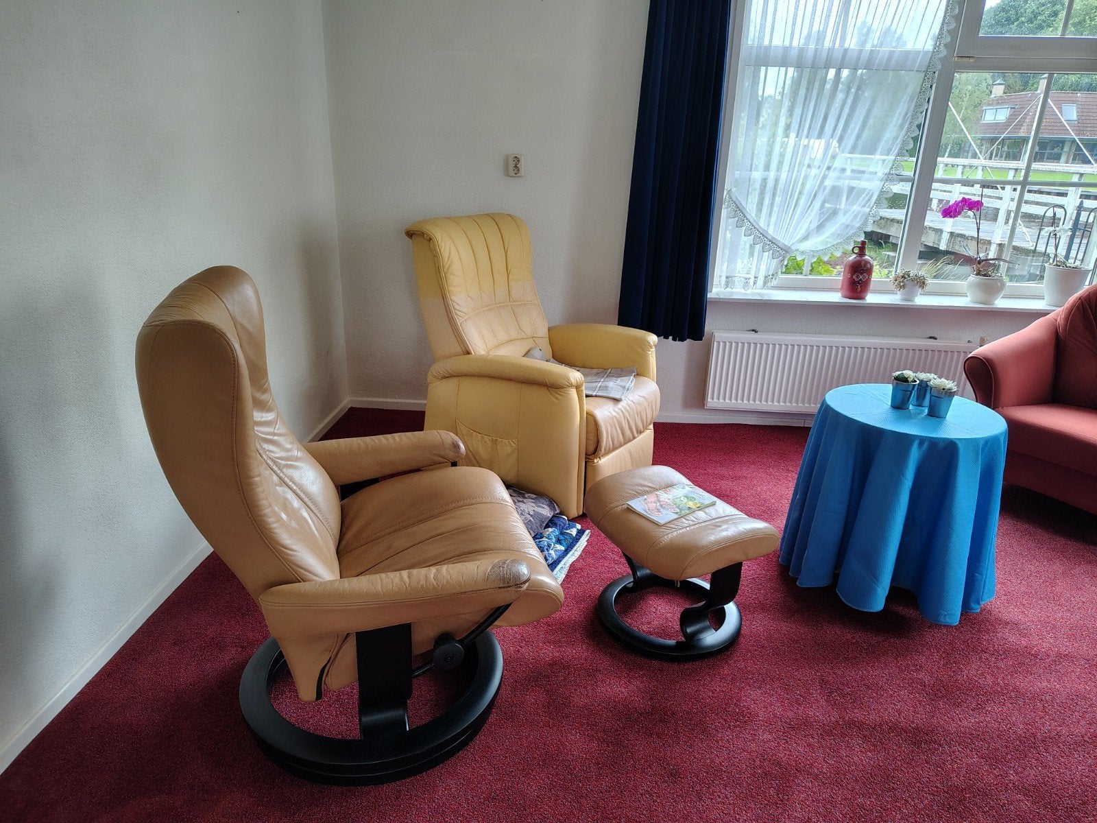Verstelbare Stoel met Voetenbankje - Stressless Stijl, Gebruikt, Modern, Comfort, Stressless-stijl, 75 tot 100 cm, Ophalen of Verzenden