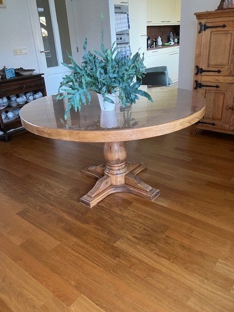 Ronde eettafel, Huis en Inrichting, Tafels | Eettafels, Gebruikt, 100 tot 150 cm, 100 tot 150 cm, Vier personen, Rond, Eikenhout