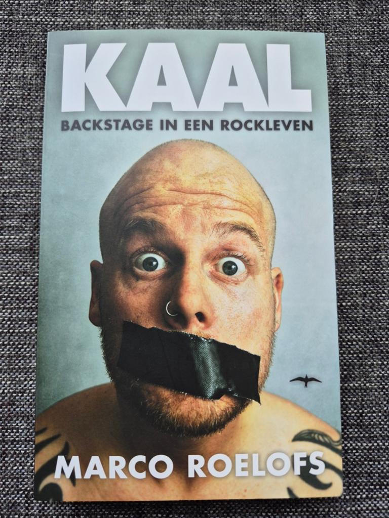 Kaal | Marco Roelofs | boek en memoir, Boeken, Artiest, Ophalen of Verzenden, Zo goed als nieuw, Marco Roelofs