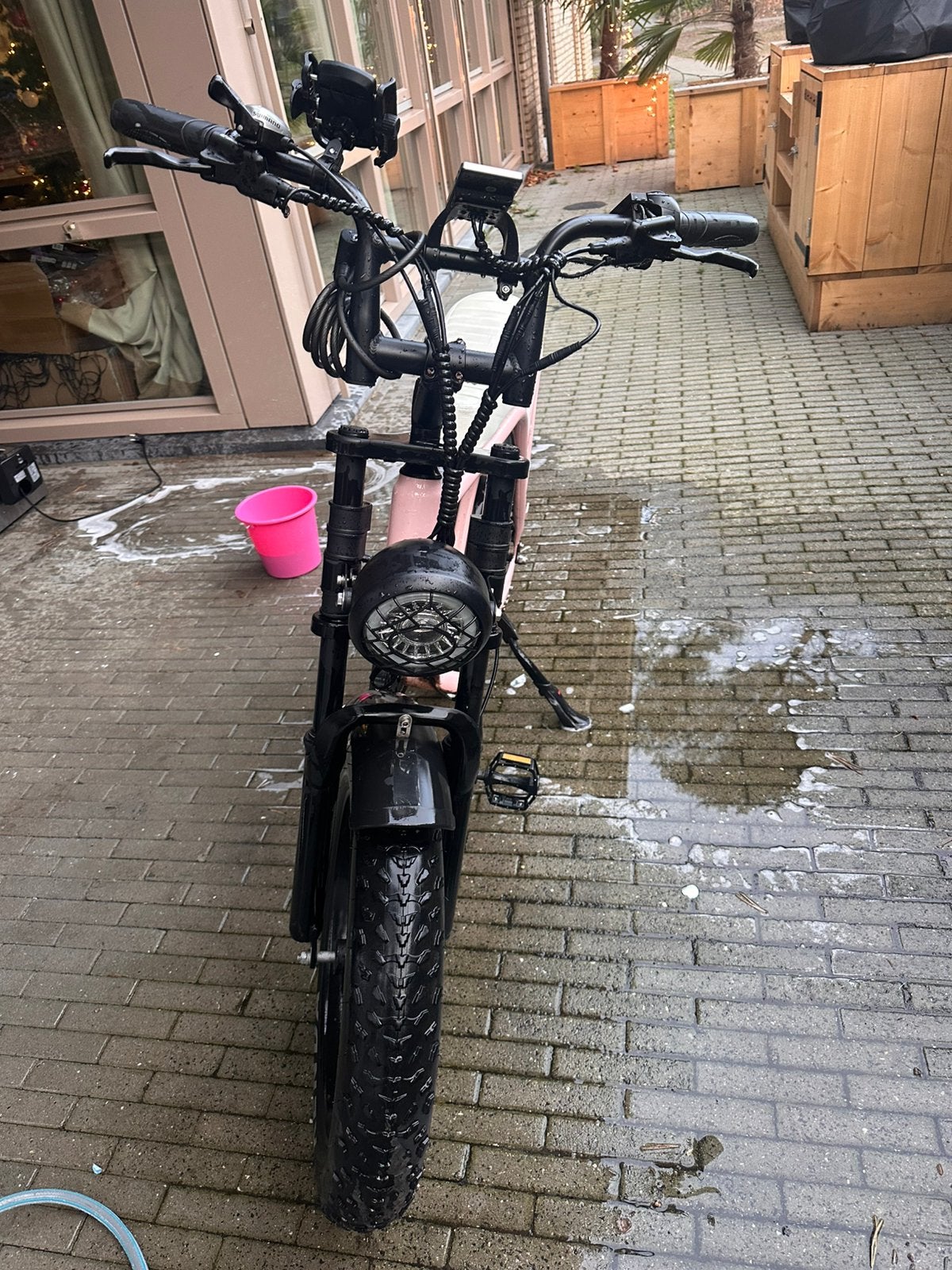 Roze fatbike, Fietsen en Brommers, Ophalen, Gebruikt, Minder dan 30 km per accu, Overige merken