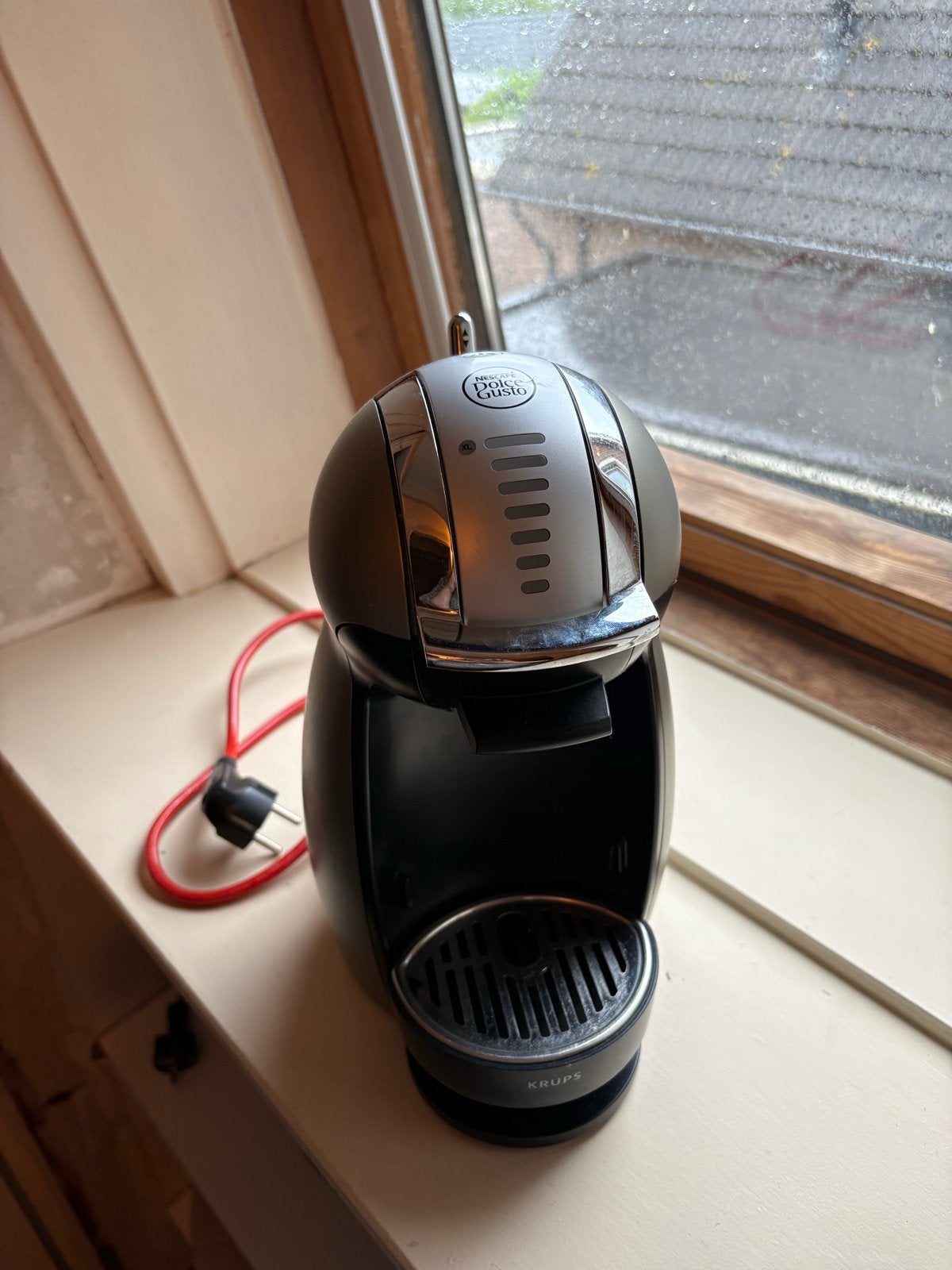 Nescafé Dolce Gusto koffiezetapparaat, Ophalen, Gebruikt, Koffiemachine, 1 kopje