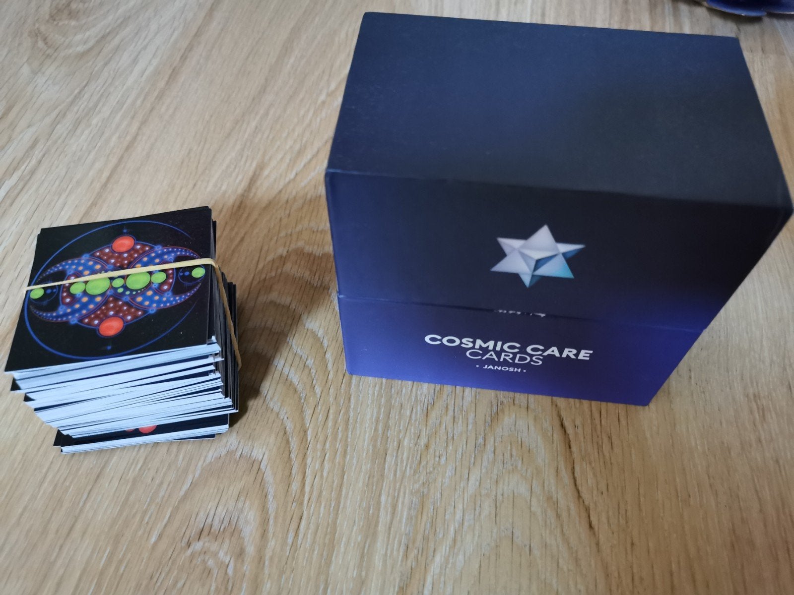 Cosmic care cards - Janosh - incl. uitbreiding, Boeken, Ophalen of Verzenden, Zo goed als nieuw, Tarot of Kaarten leggen, Overige typen