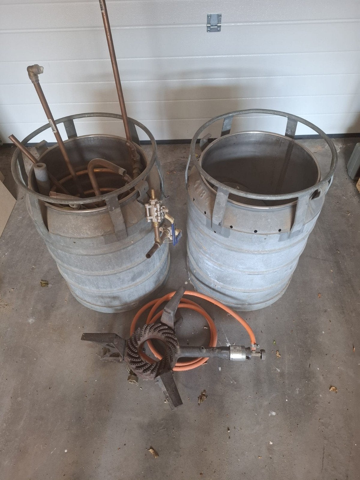 2 Gamellen. Gasbrander en leidingwerk., Ophalen, Gebruikt, 60 cm of meer, 4 kookzones