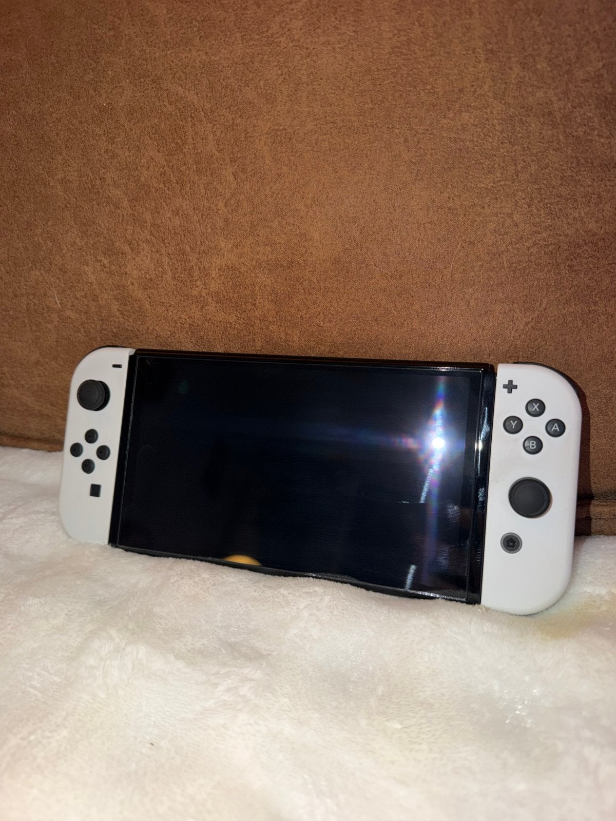 Foto 3 van Nintendo Switch OLED met 3 games en accessoires