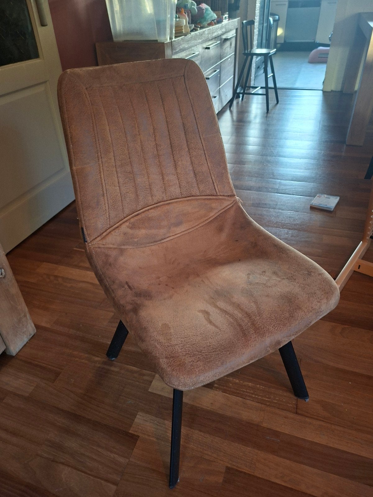 5 Eetkamerstoelen van Pronto Wonen, Ophalen, Gebruikt, Bruin, Metaal