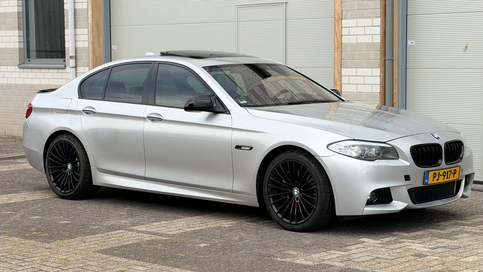 BMW 5-Serie 535i Aut. | Softclose | Headup | Pano | Memory, Auto's, BMW, Automaat, Achterwielaandrijving, 1675 kg, 2000 kg