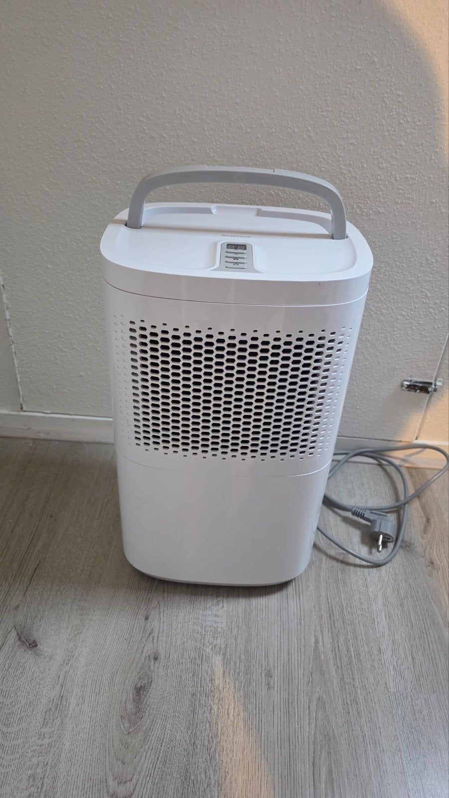 Silvercrest Luchtontvochtiger 10L/24u met 2.2L watertank, Witgoed en Apparatuur, Ophalen, Zo goed als nieuw, Luchtontvochter