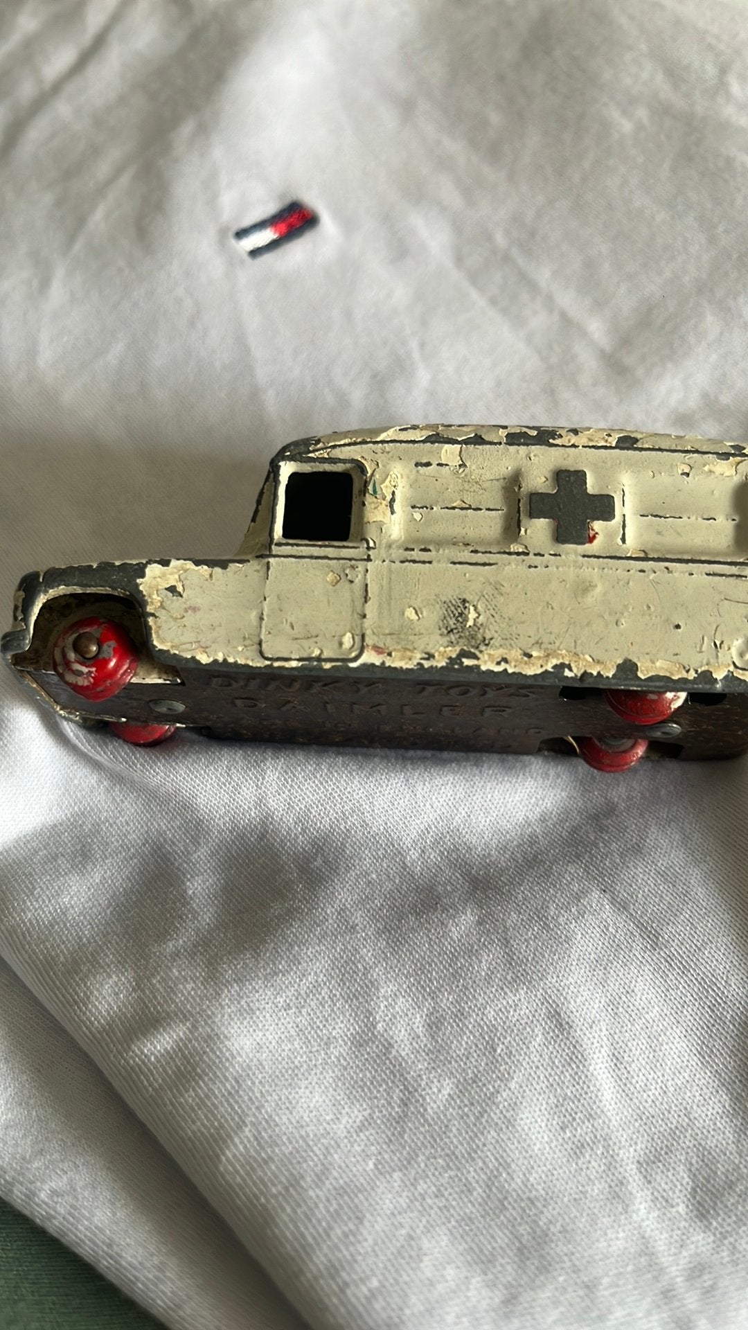 Dinky Toys auto, Ophalen of Verzenden, Gebruikt, Zilver, Overige materialen